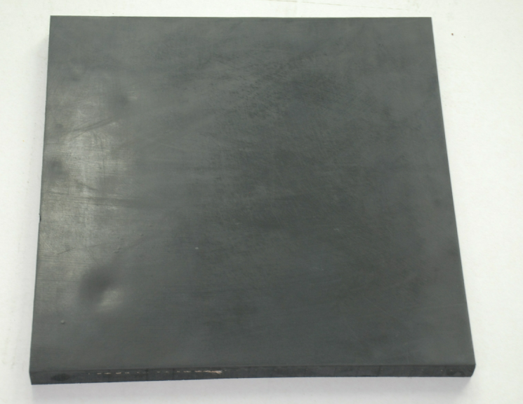 Solid rubber stable mat